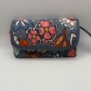 Vera Bradley Floral Clutch wristlet - Gray and Pink